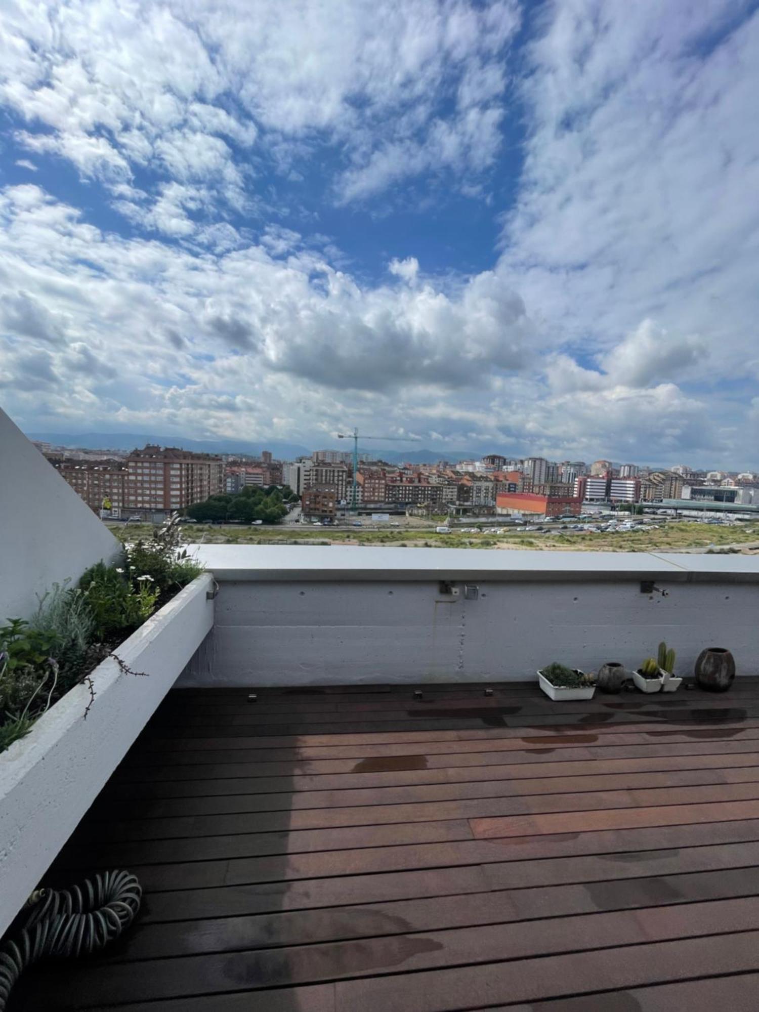 El Atico De La Playa Parking Gratis Apartman Gijón Kültér fotó